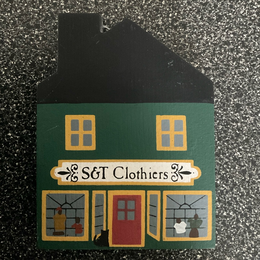 1988 S&T Clothiers Shop figurine by The Cat’s Meow